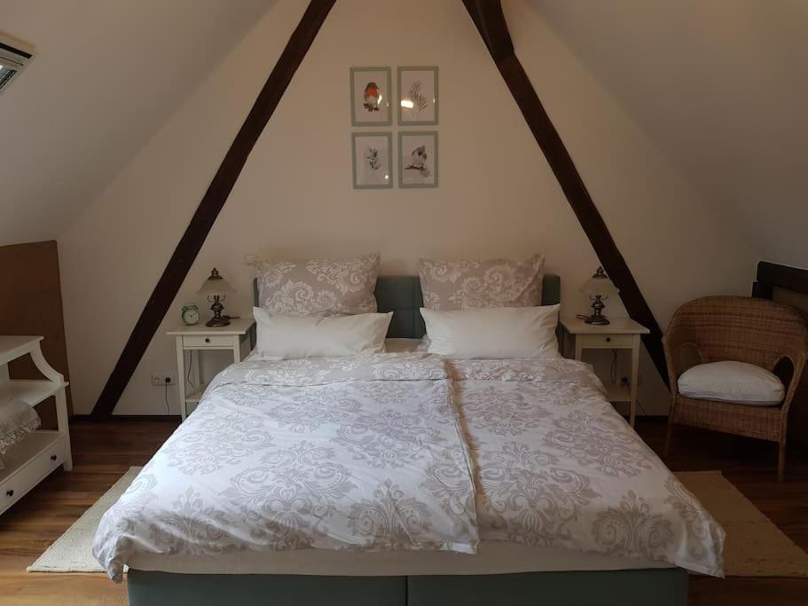 Romantisches Rosencottage Hofheim in Unterfranken 外观 照片