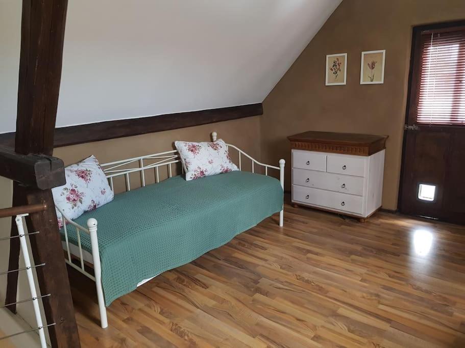 Romantisches Rosencottage Hofheim in Unterfranken 外观 照片